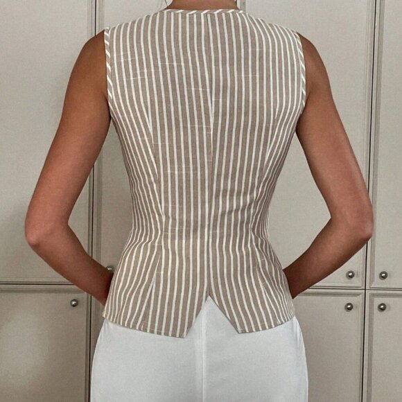 Multicolor Casual Women's Striped Front Button Tank Top - Picture 4 of 7